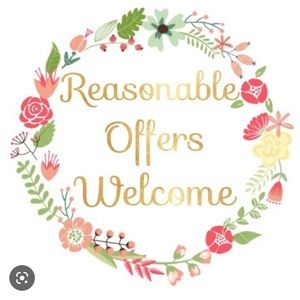 Moving and trying to clear out my closet! Make me an offer 😊